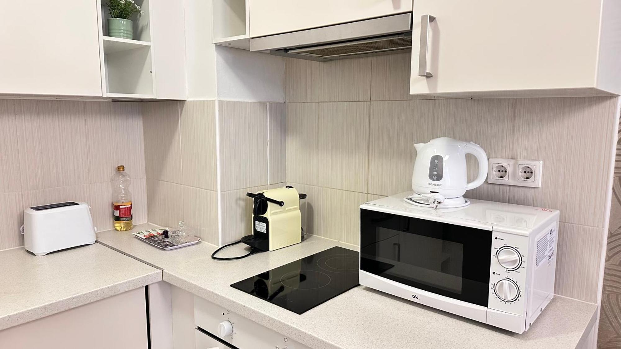 The Prince'S Neighbour Apartment Budapest With Free Garage Buitenkant foto